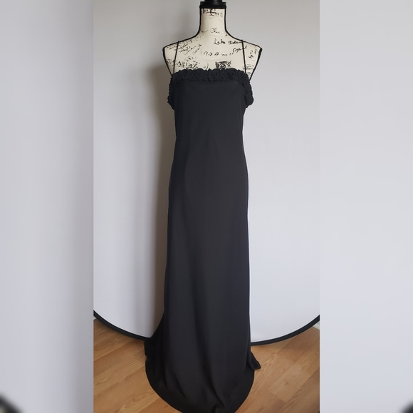 Onyx Nite Dresses & Skirts - Floor Length Spaghetti Strap Gown
